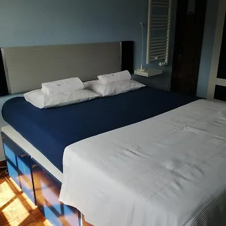 Peniche Blue Wave Guest house