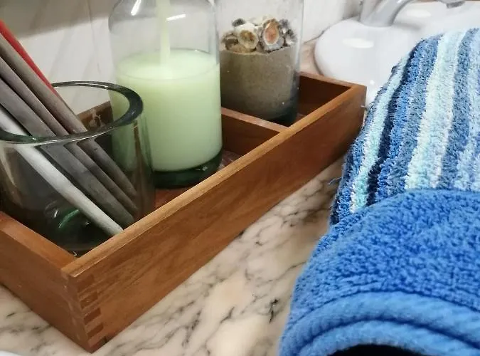 Peniche Blue Wave 게스트하우스 아토우기아다발레이아